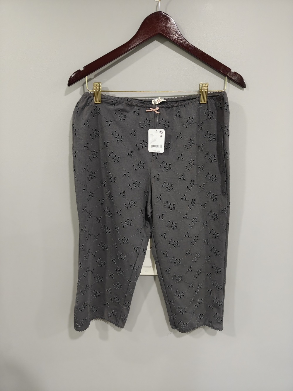 NWT Intimately Free People Full Bloom Eyelet Capri Pajama Sleep Pants Size L - Picture 11 of 11